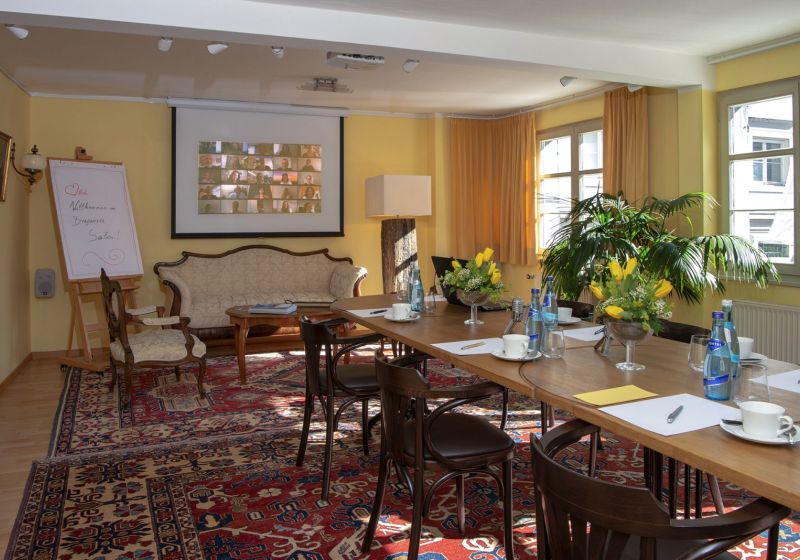 SEMINAR UND TAGUNG